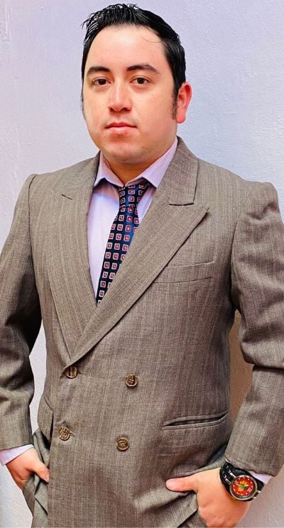 Licenciado en Derecho de UTAN triunfa en la SEGE